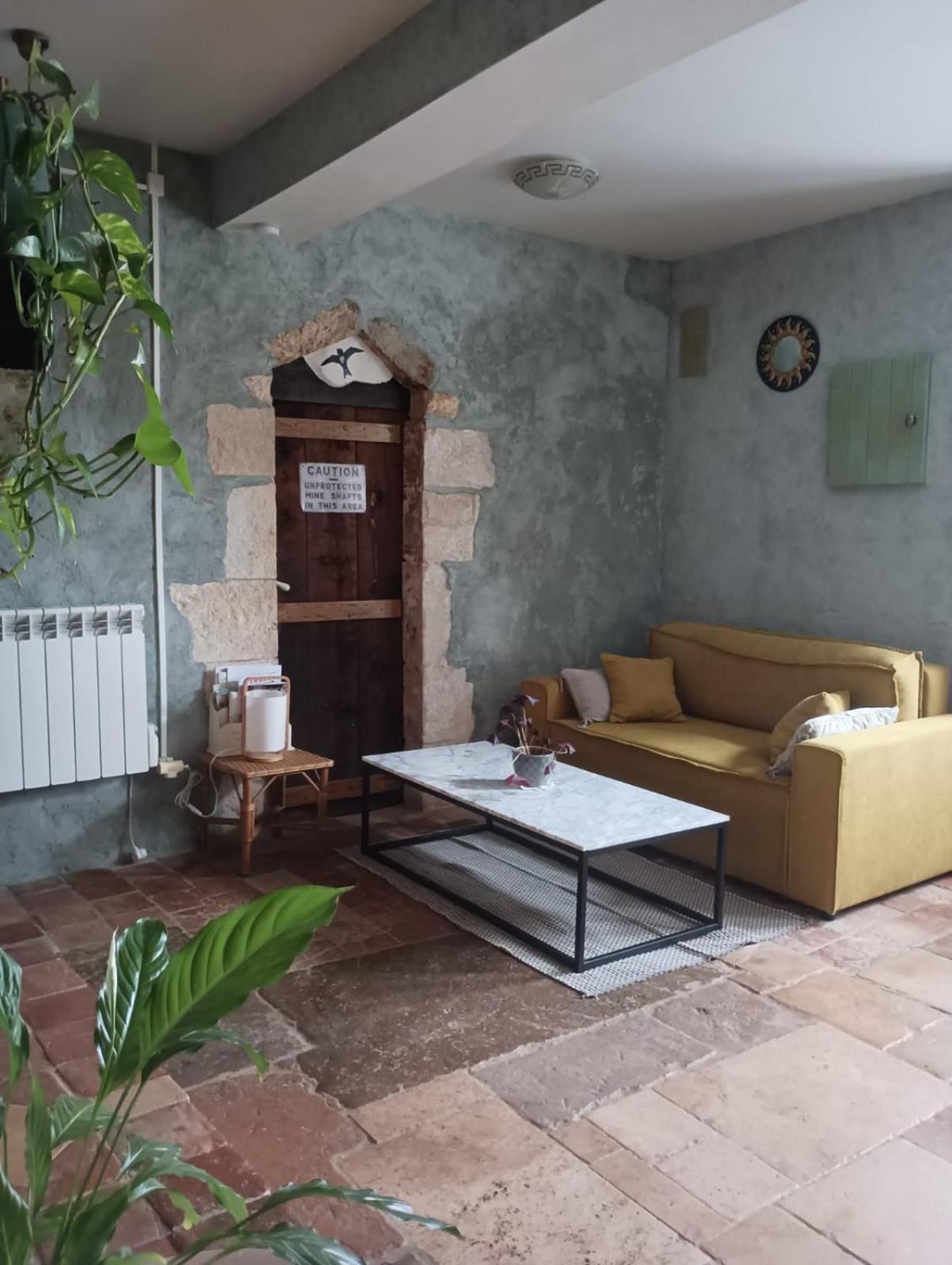 Holiday home Mine D'ore Petit De La Chouette D'or